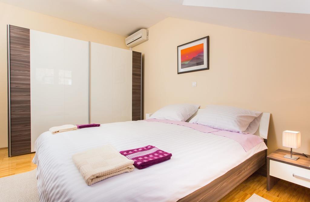 Sunlit Comfort Apartments Dubrovnik Rum bild